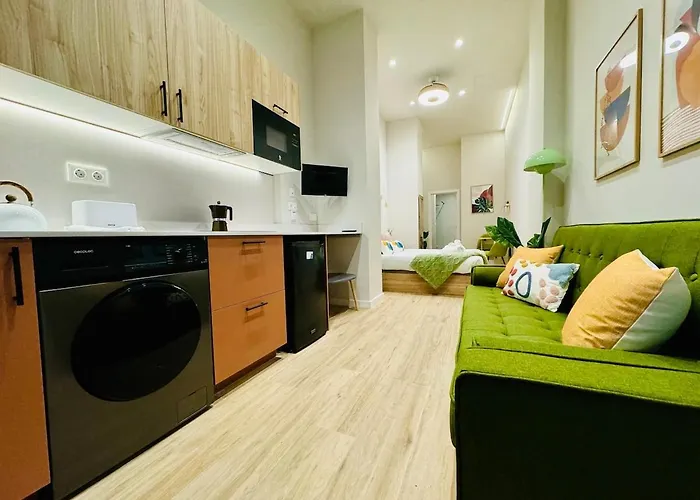 Modern & Cozy Flat Close To Center