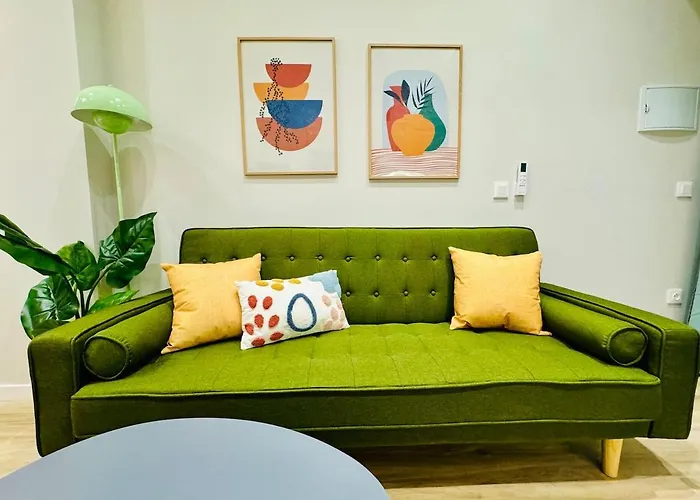 Modern & Cozy Flat Close To Center