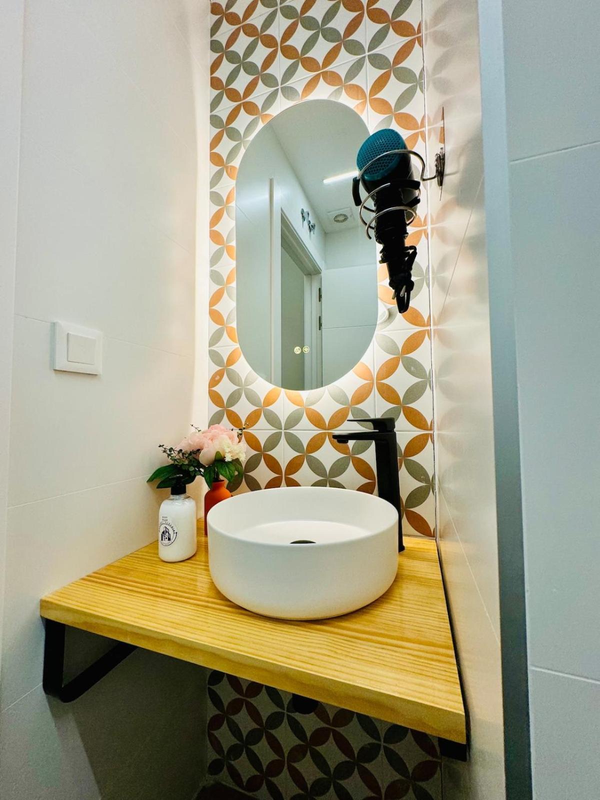 Modern & Cozy Flat Close To Center